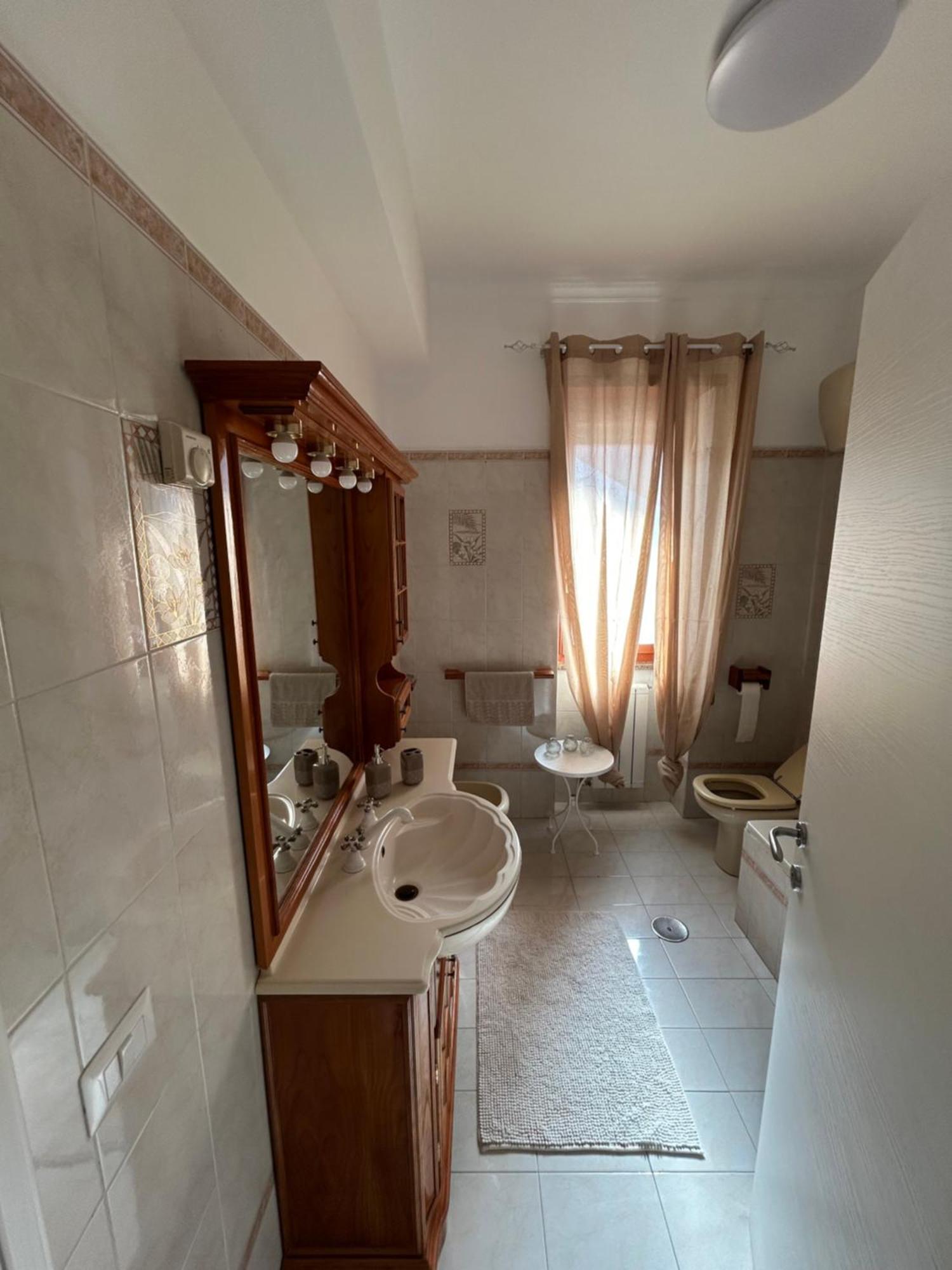 Fly & Stay Apartments Fiumicino Bagian luar foto