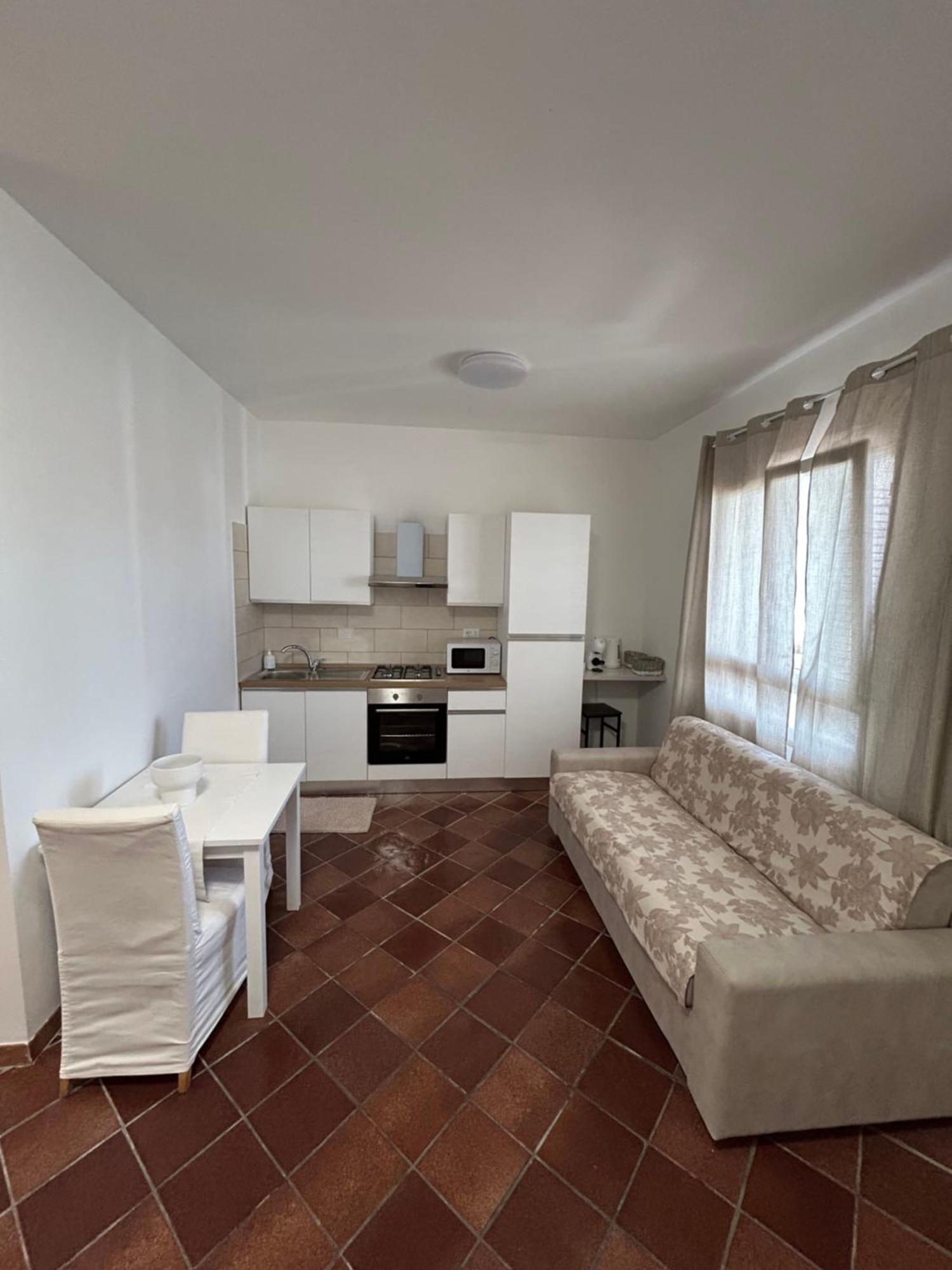 Fly & Stay Apartments Fiumicino Bagian luar foto
